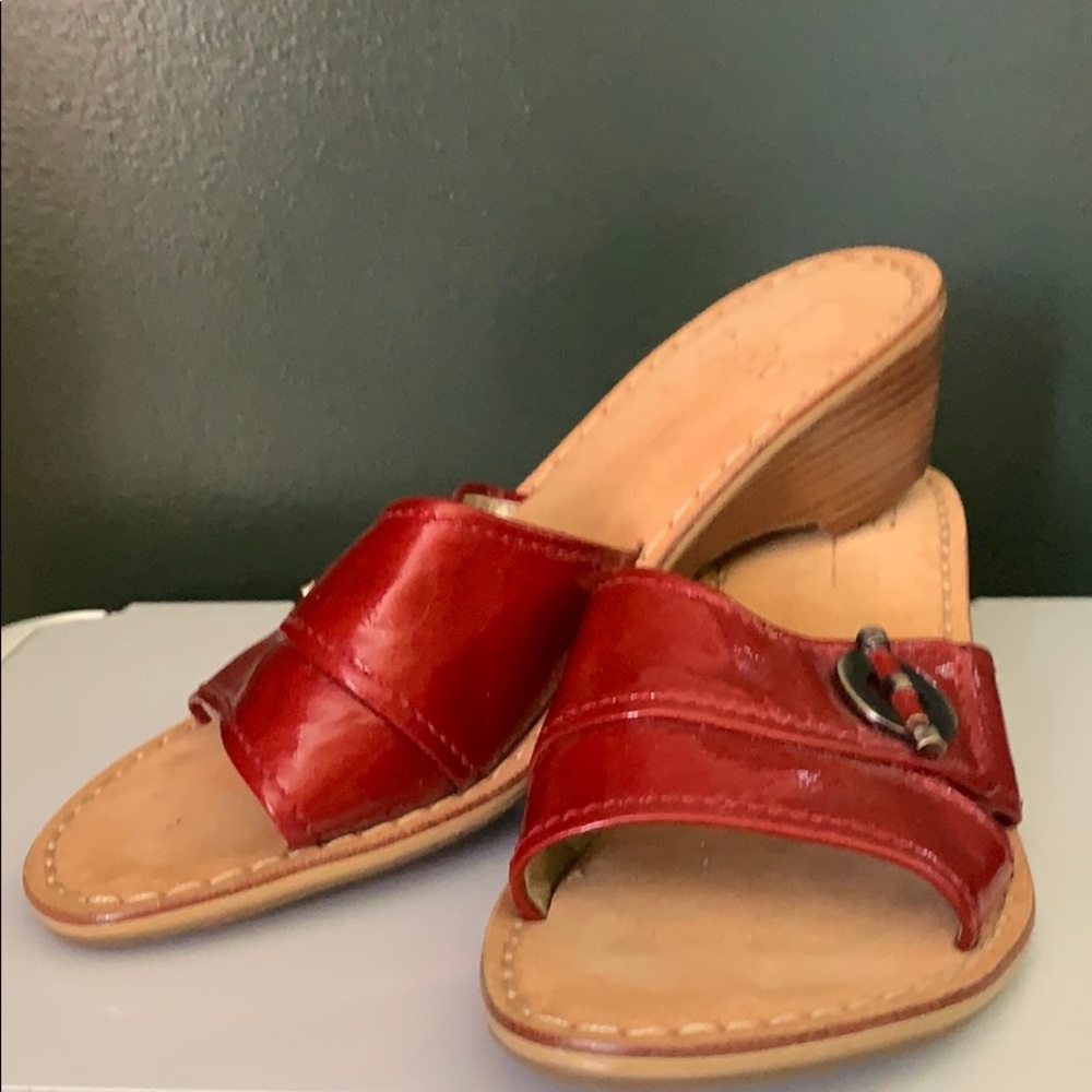 Paola wedge hill slides